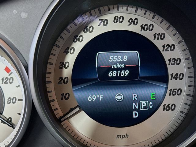 Used 2016 Mercedes-Benz E 400 4MATIC Sedan image 13