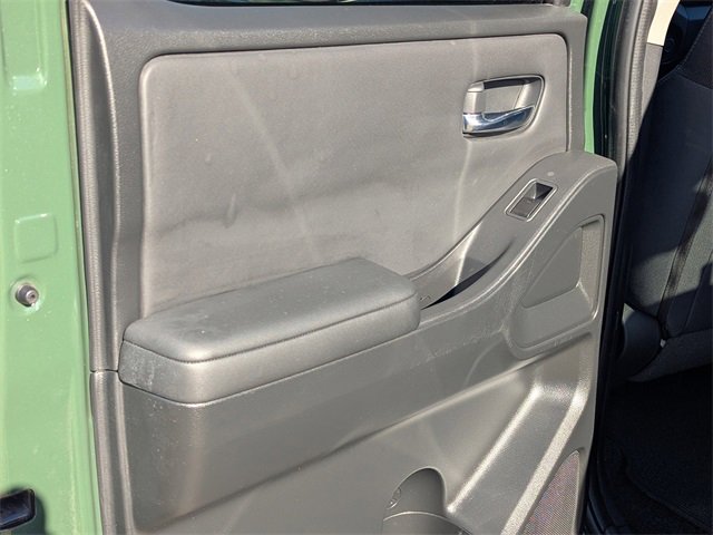 Used 2022 Nissan Frontier SV w/ Technology Package image 10