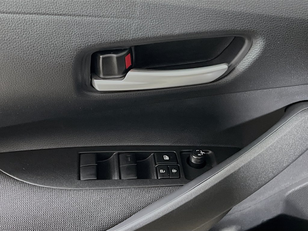 New 2026 Toyota Corolla SE FWD image 14