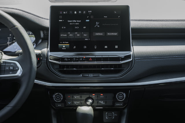 New 2026 Jeep Compass Latitude AWD/4WD image 26