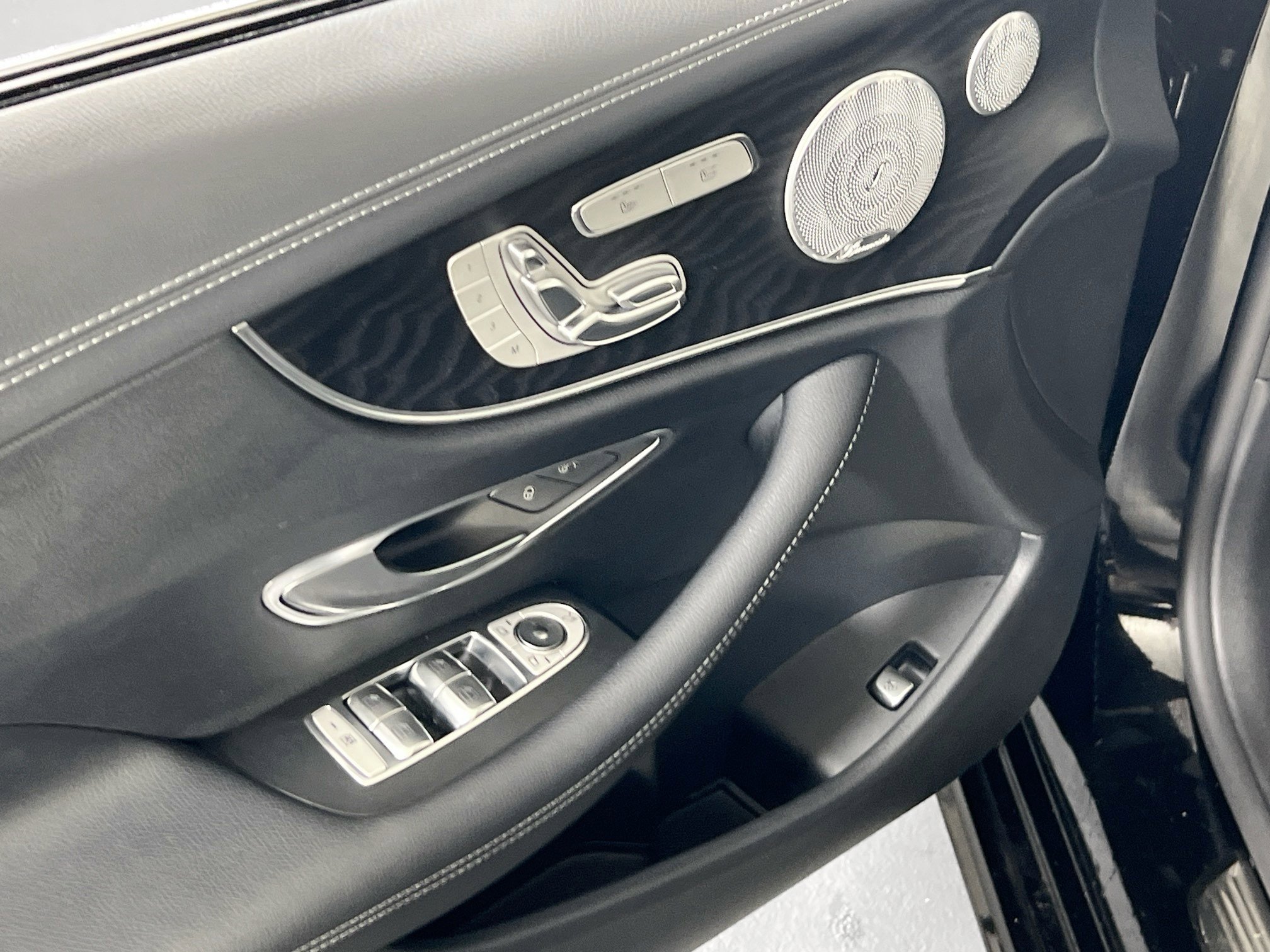 Used 2021 Mercedes-Benz E 450 4MATIC Cabriolet image 17