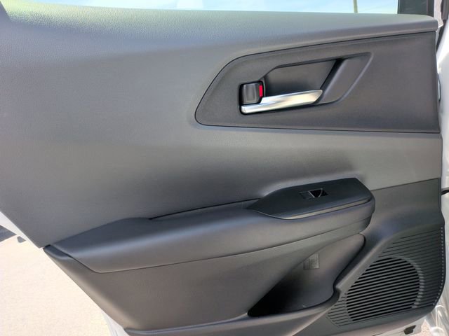 Used 2023 Toyota Prius XLE FWD image 27