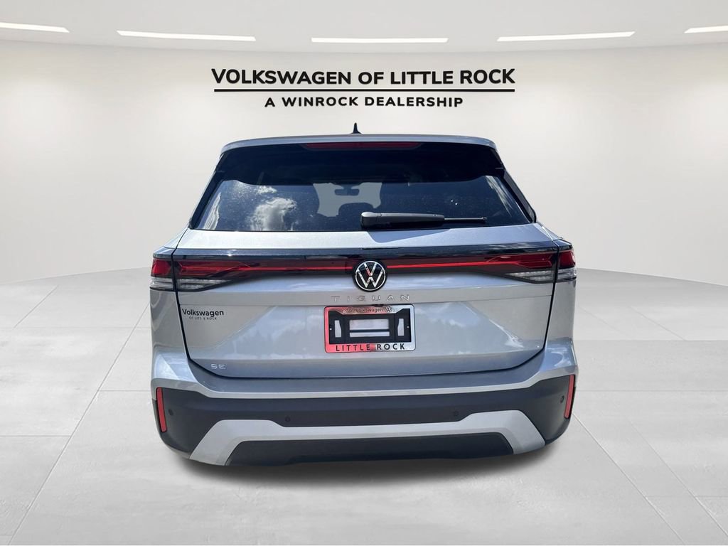 New 2025 Volkswagen Tiguan SE image 6