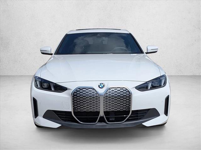 Used 2025 BMW i4 eDrive40 RWD image 2