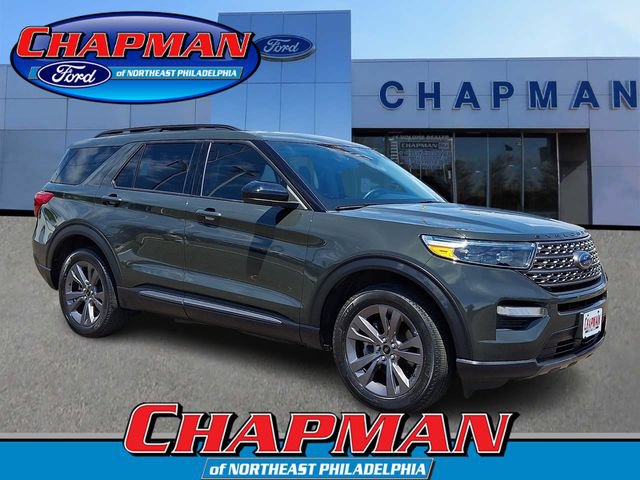 Certified 2022 Ford Explorer XLT w/ Equipment Group 202A AWD/4WD image 1