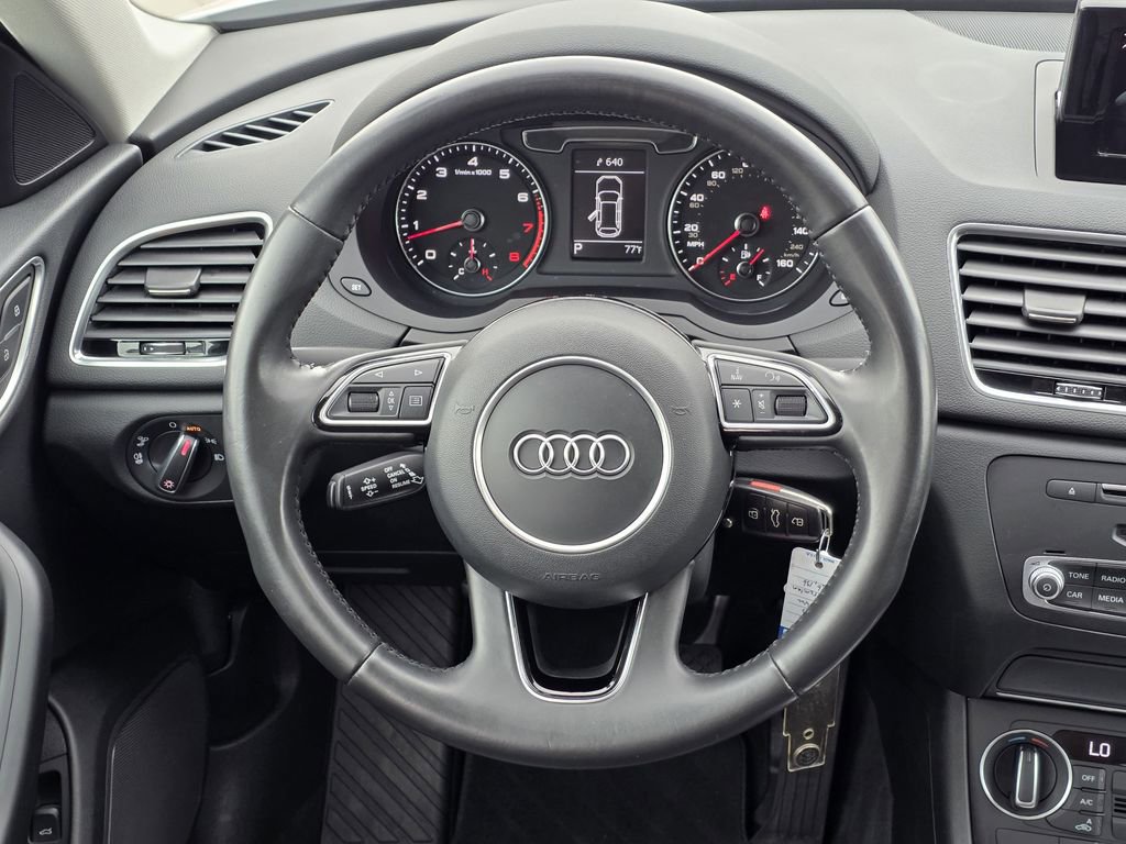 Used 2017 Audi Q3 2.0T Premium image 26