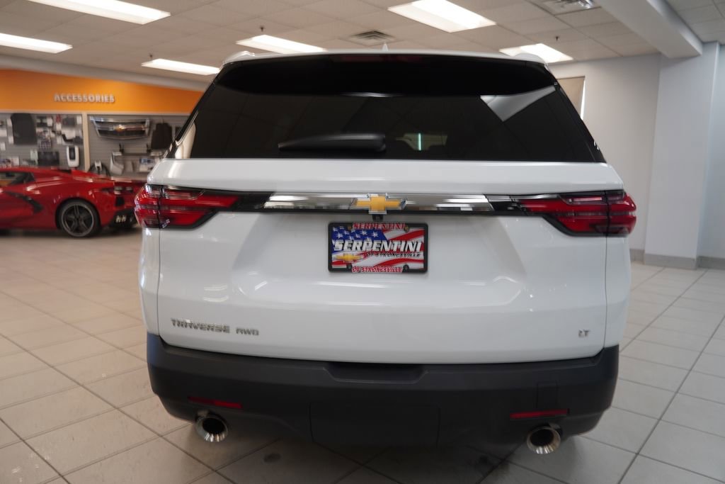 Used 2023 Chevrolet Traverse LT image 12