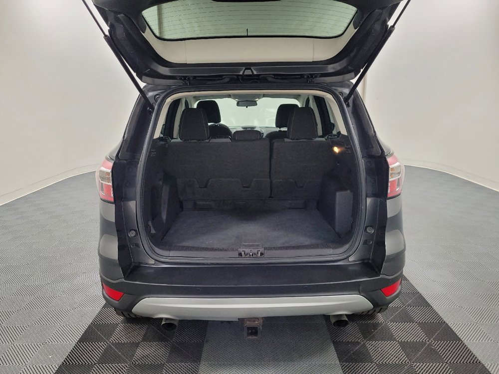 Used 2017 Ford Escape SE w/ Equipment Group 201A AWD/4WD image 29