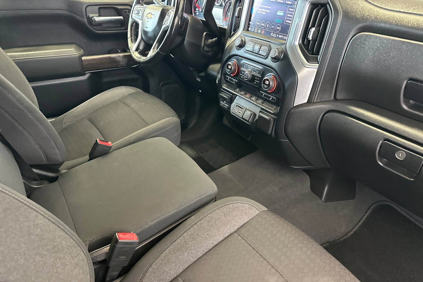 Used 2021 Chevrolet Silverado 1500 LT w/ All Star Edition Plus RWD image 15