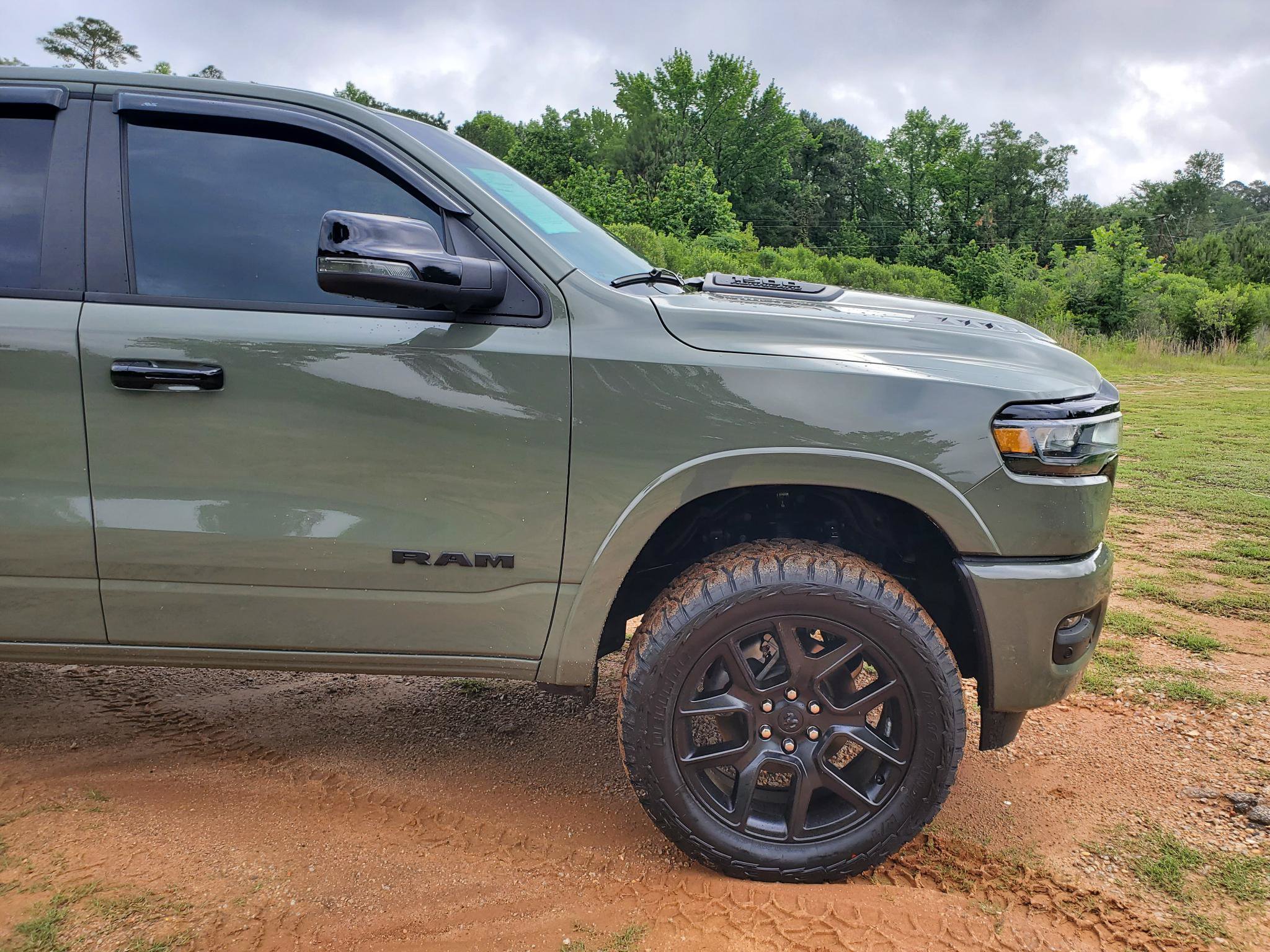Used 2026 RAM 1500 Laramie w/ Night Edition AWD/4WD image 12