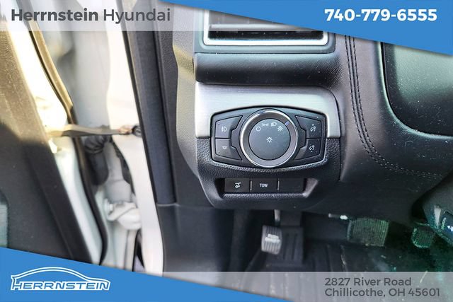 Used 2018 Ford Explorer Platinum AWD/4WD image 16