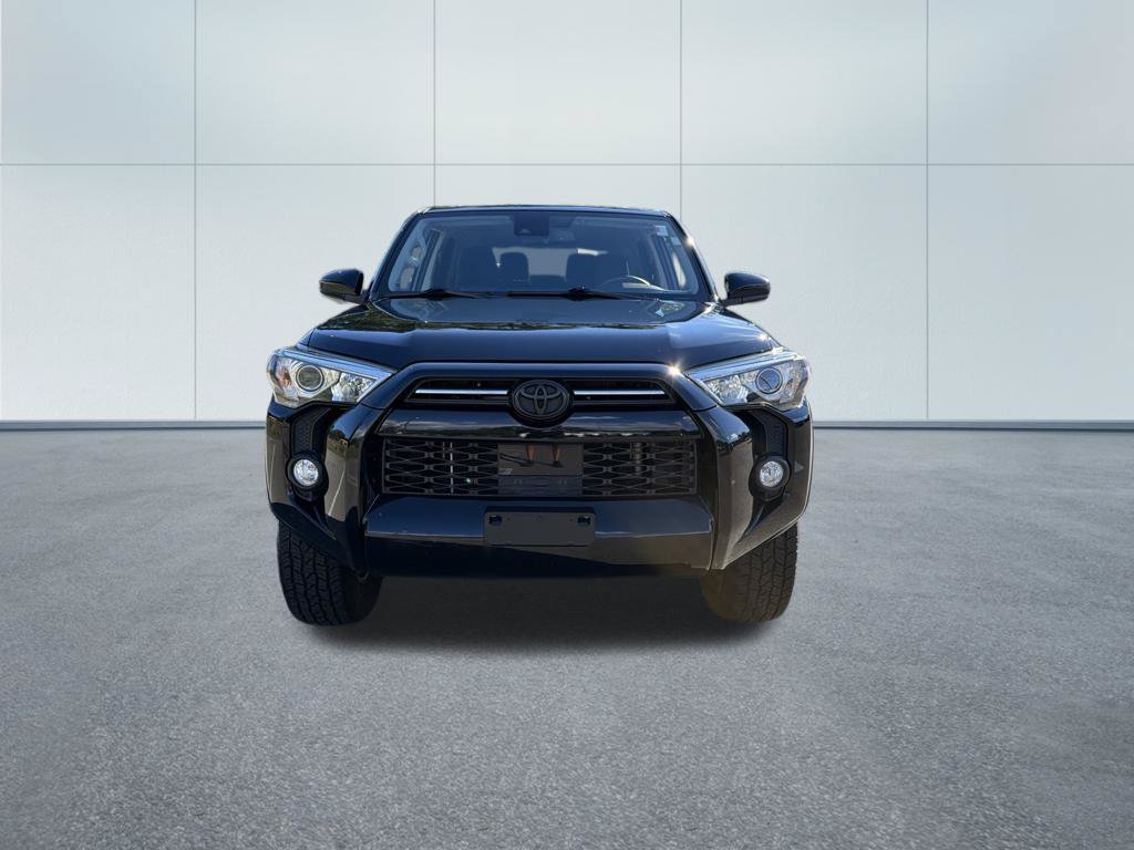 Used 2020 Toyota 4Runner SR5 AWD/4WD image 3
