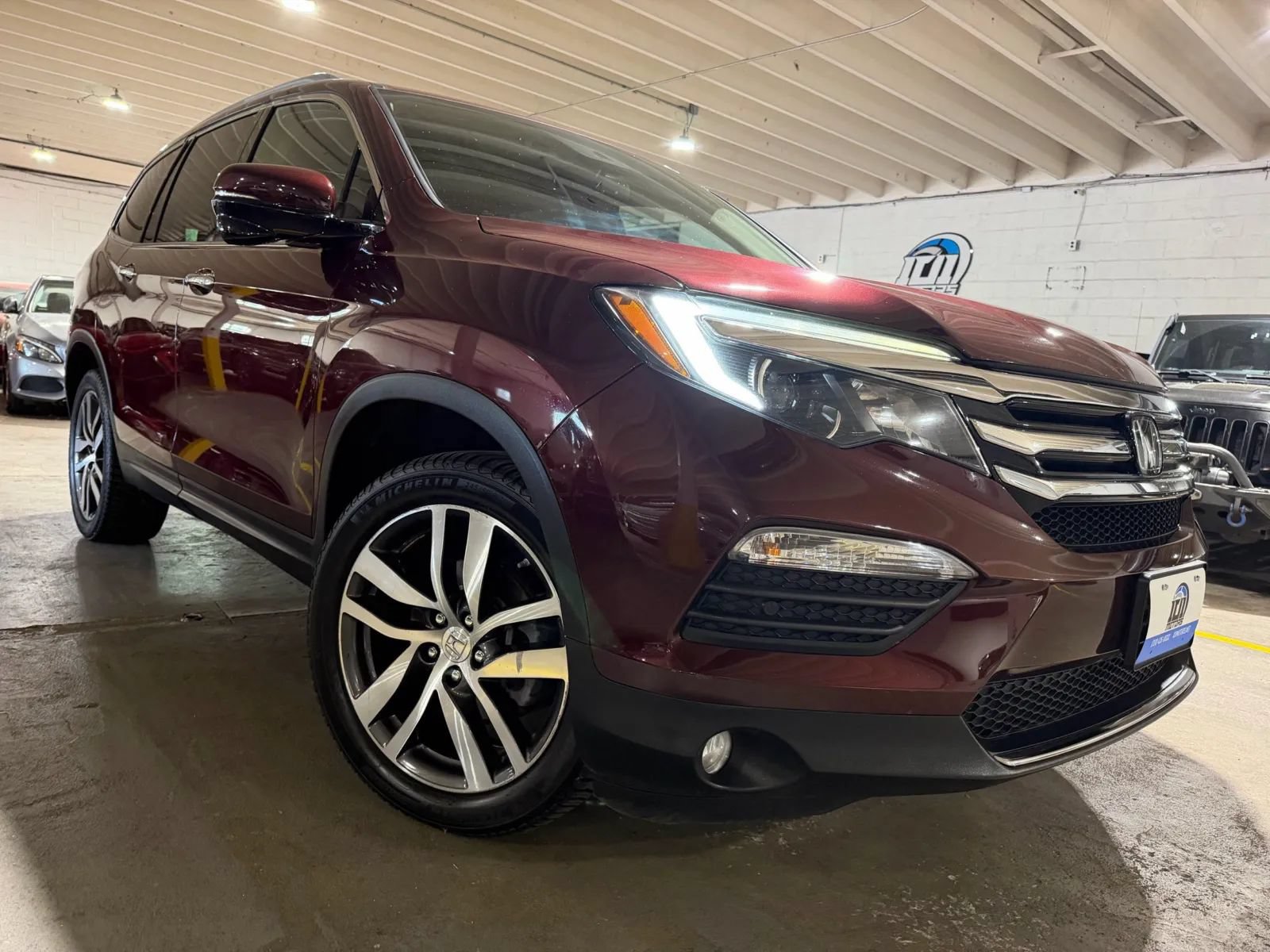 Used 2017 Honda Pilot Touring image 5