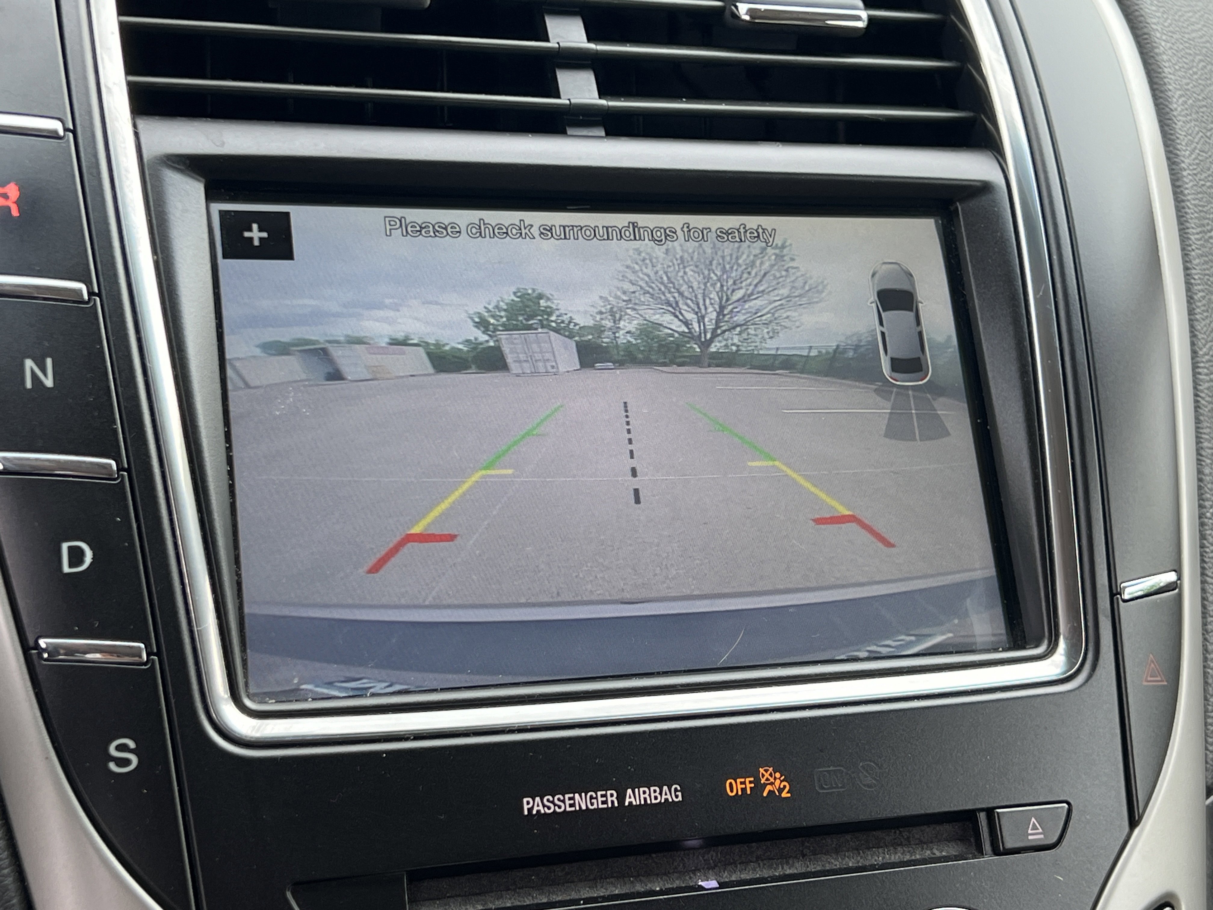 Used 2018 Lincoln MKX Reserve w/ Cargo Accessories Package image 17