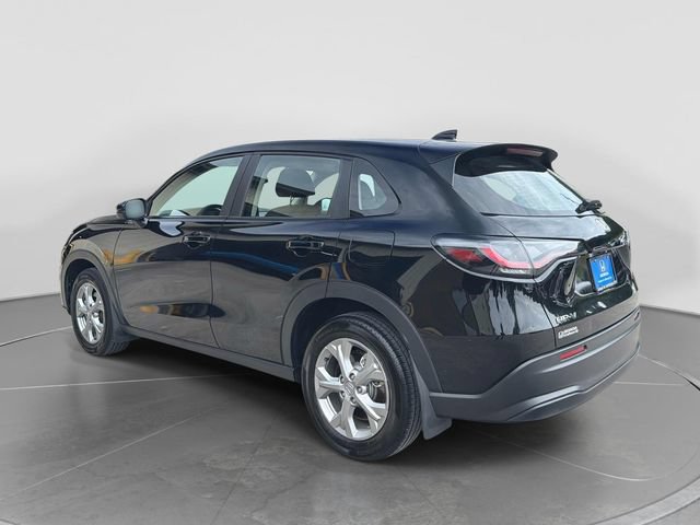 Certified 2025 Honda HR-V LX image 5