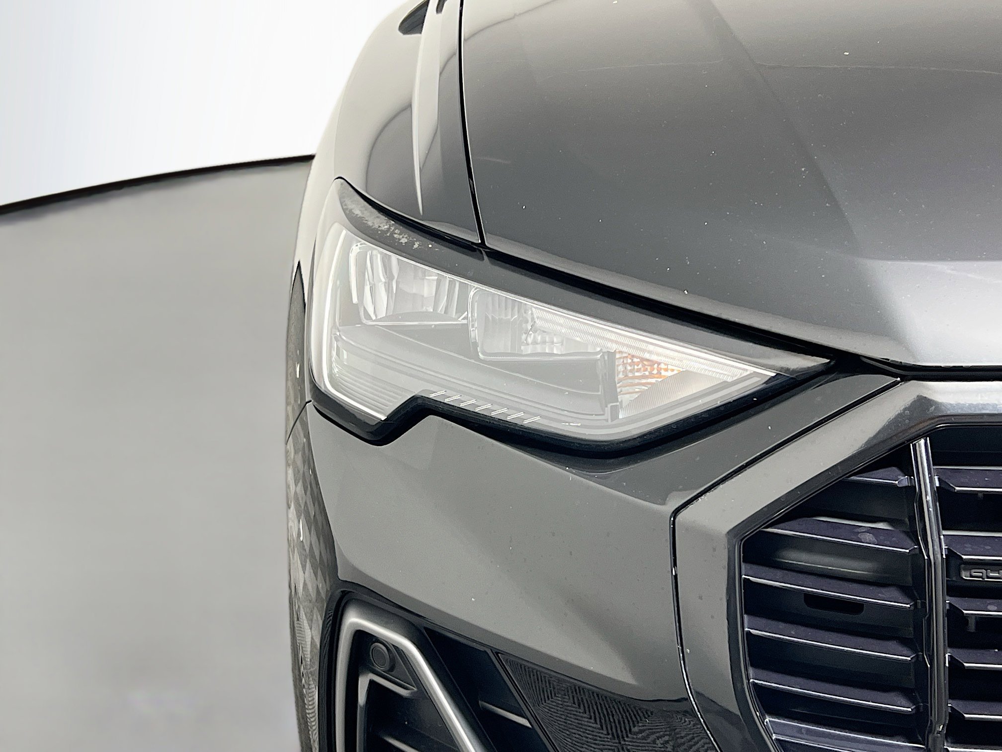 Used 2020 Audi Q3 2.0T Premium w/ Convenience Package image 11