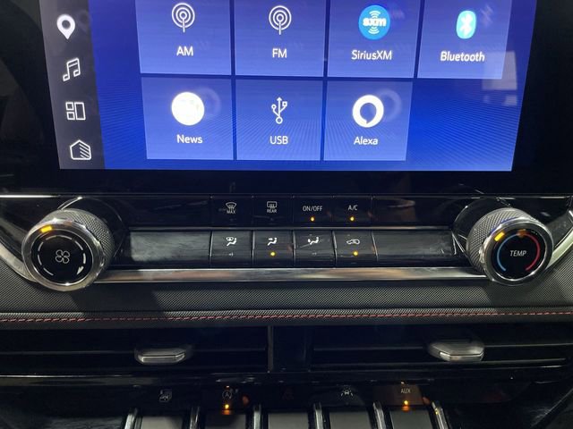 Used 2023 Chevrolet Colorado Z71 w/ Advanced Trailering Package image 19