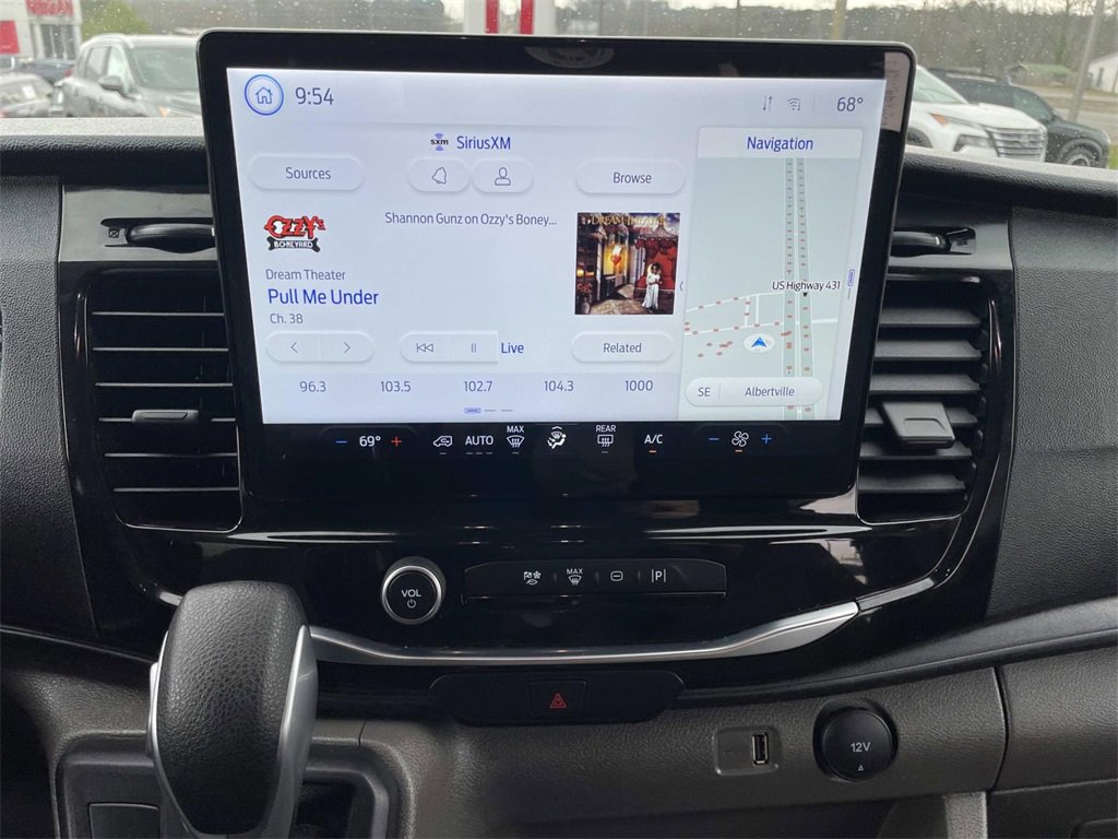 Used 2023 Ford Transit 350 XLT image 20