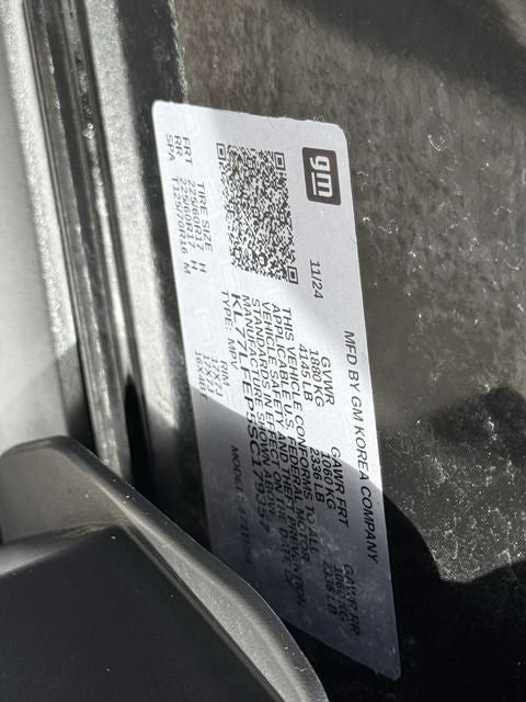 Used 2025 Chevrolet Trax LS FWD image 29
