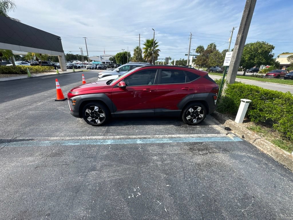 Used 2024 Hyundai Kona SEL w/ Convenience Package FWD image 20
