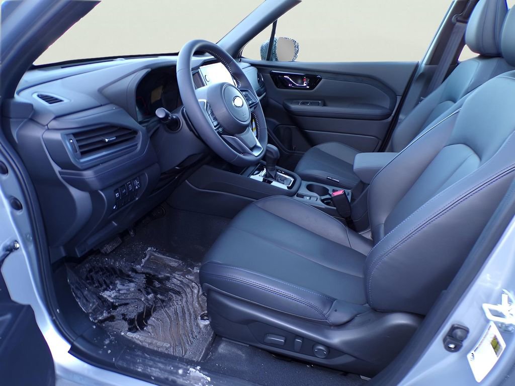 Certified 2025 Subaru Forester Limited image 18