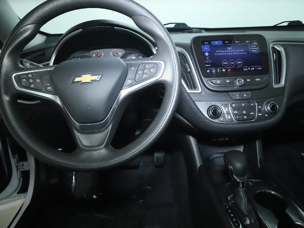 Used 2023 Chevrolet Malibu LT w/ Driver Confidence Package FWD image 28