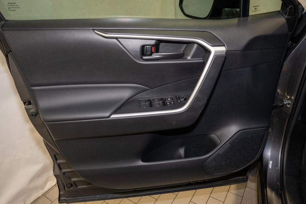 Certified 2023 Toyota RAV4 LE image 10