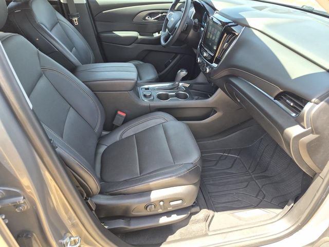 Used 2018 Chevrolet Traverse Premier w/ Driver Confidence II Package FWD image 13