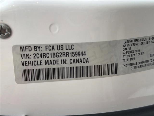 Used 2024 Chrysler Pacifica Touring-L w/ S Appearance Package FWD image 27