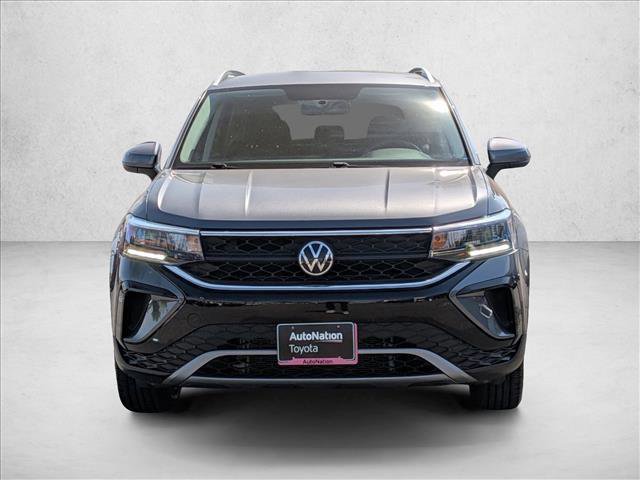 Used 2022 Volkswagen Taos SE video 2