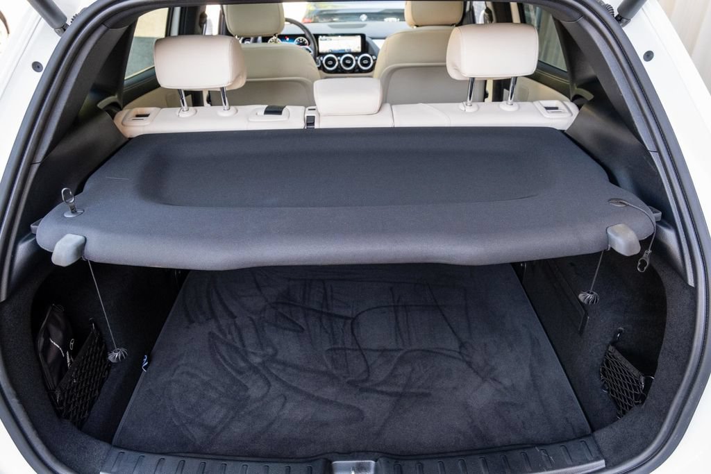 Used 2026 Mercedes-Benz GLA 250 w/ Sun & Sound Package image 28