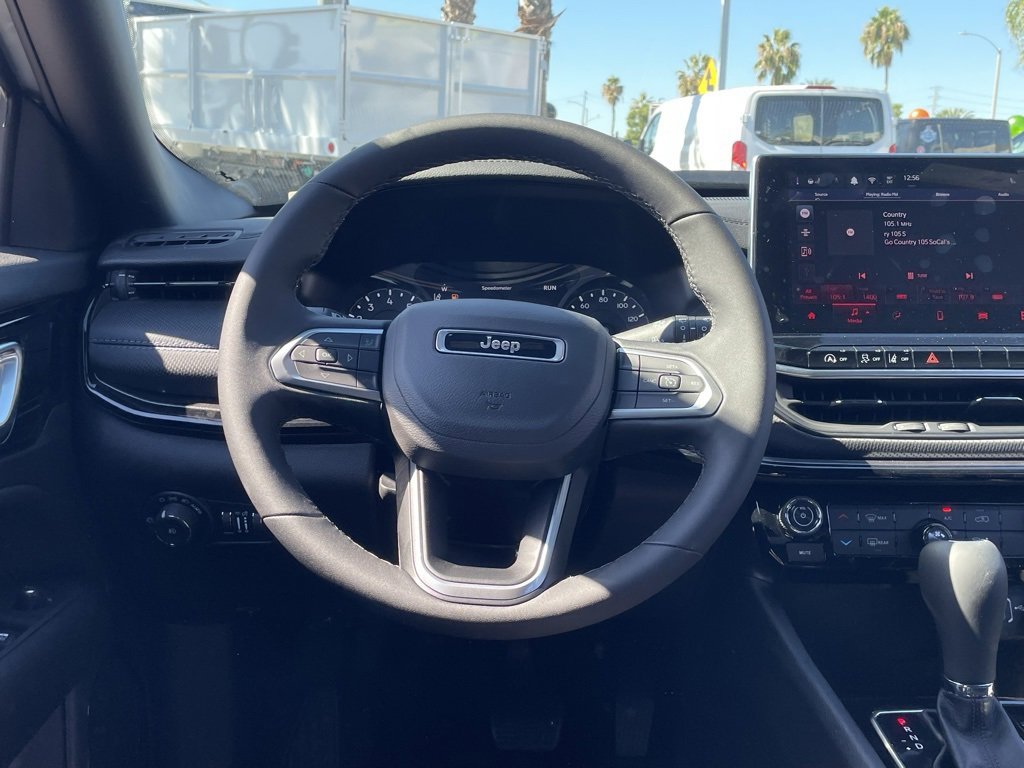 New 2026 Jeep Compass Latitude image 23