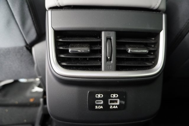 Used 2025 Subaru Outback Premium image 22