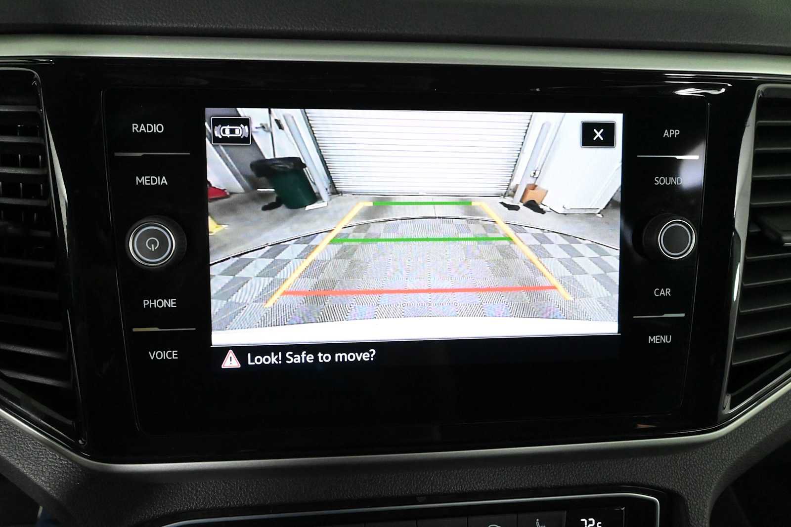 Used 2023 Volkswagen Atlas SE FWD image 4