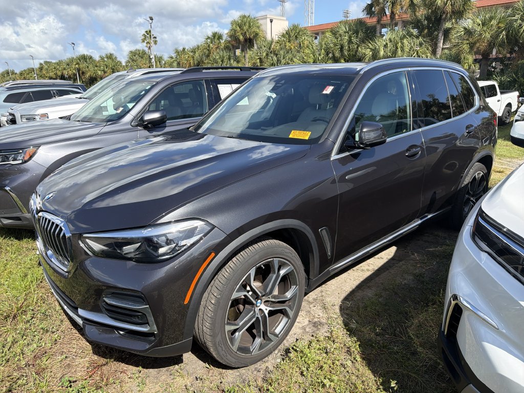 Used 2023 BMW X5 sDrive40i w/ Premium Package RWD image 9