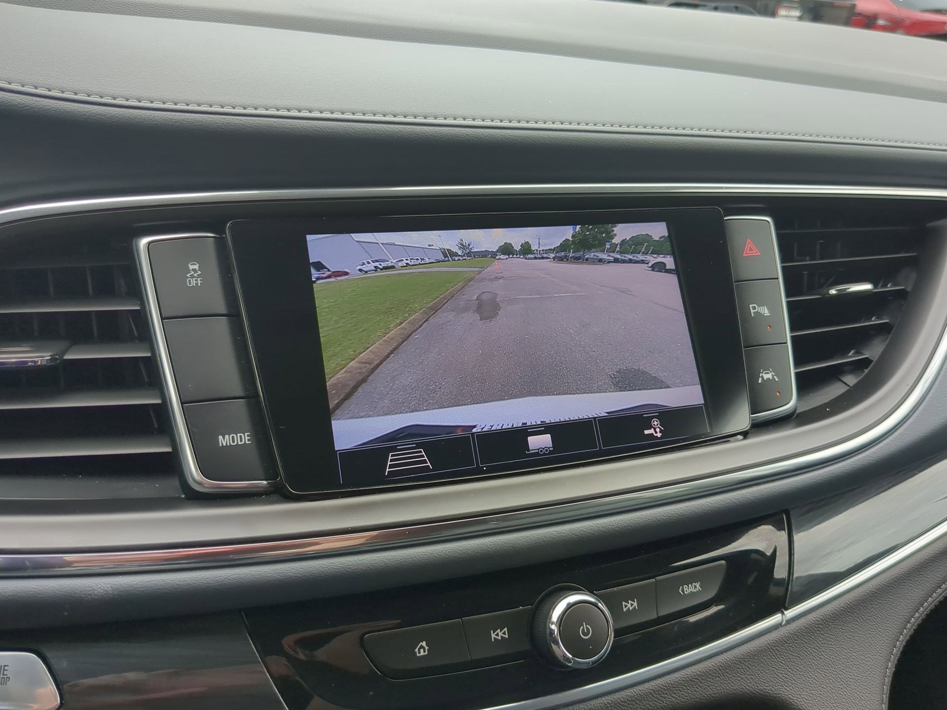 Used 2021 Buick Enclave Premium w/ Sun and Sites Package FWD image 16