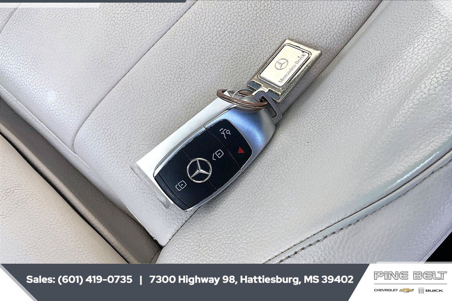 Used 2023 Mercedes-Benz GLB 250 image 9