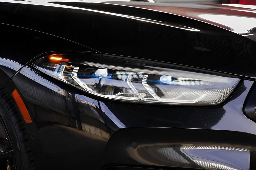 Used 2023 BMW M850i xDrive Coupe image 11