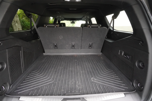 Used 2021 GMC Yukon XL AT4 AWD/4WD image 26