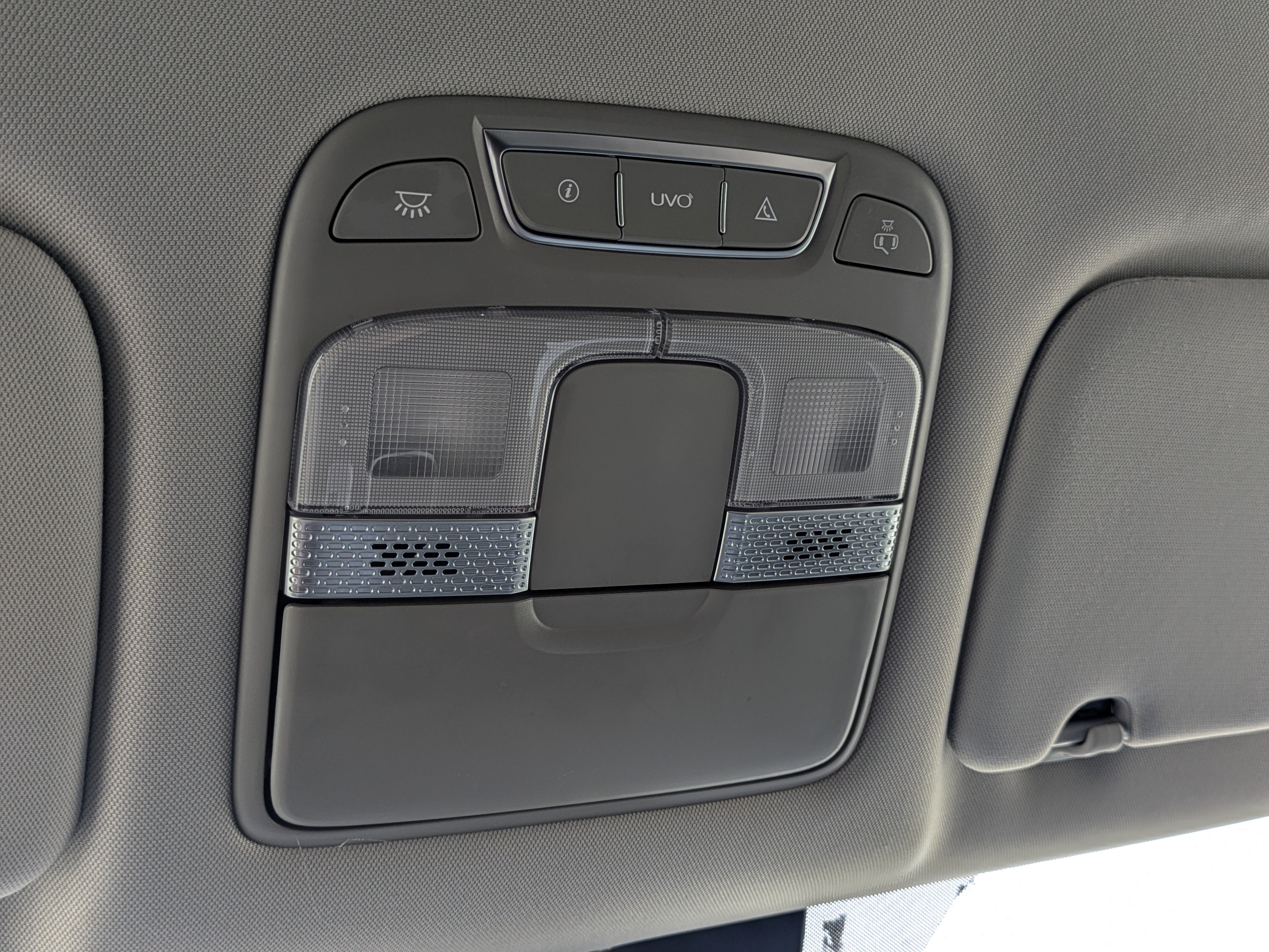 Used 2022 Kia Telluride LX AWD/4WD image 34