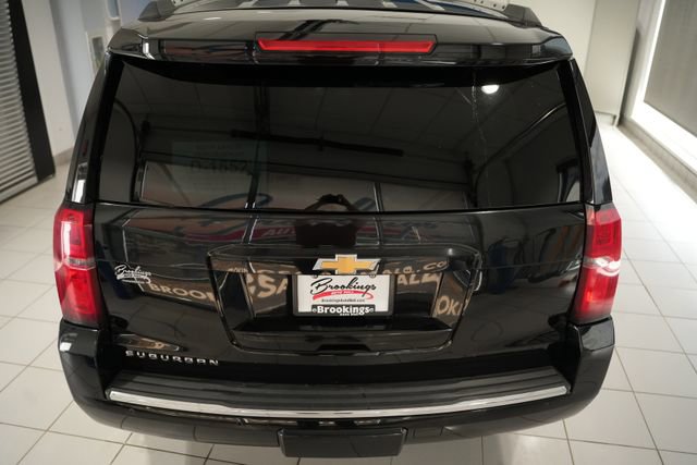Used 2016 Chevrolet Suburban LTZ image 8
