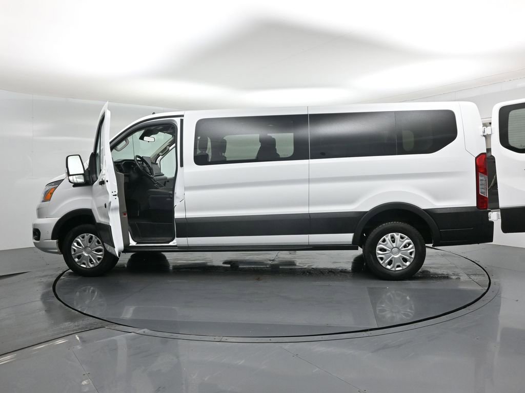 Certified 2022 Ford Transit 350 XLT image 33