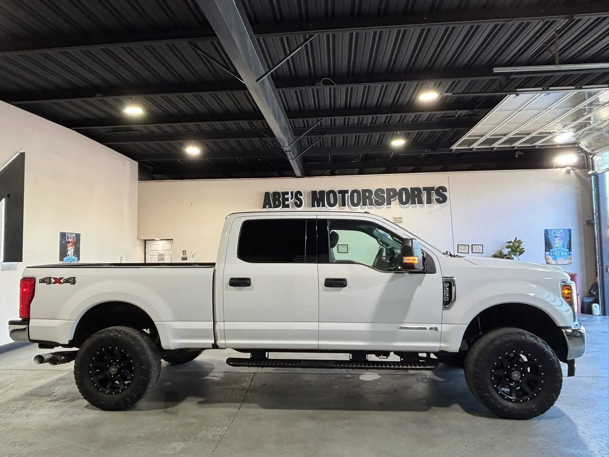 Used 2018 Ford F250 XLT image 4