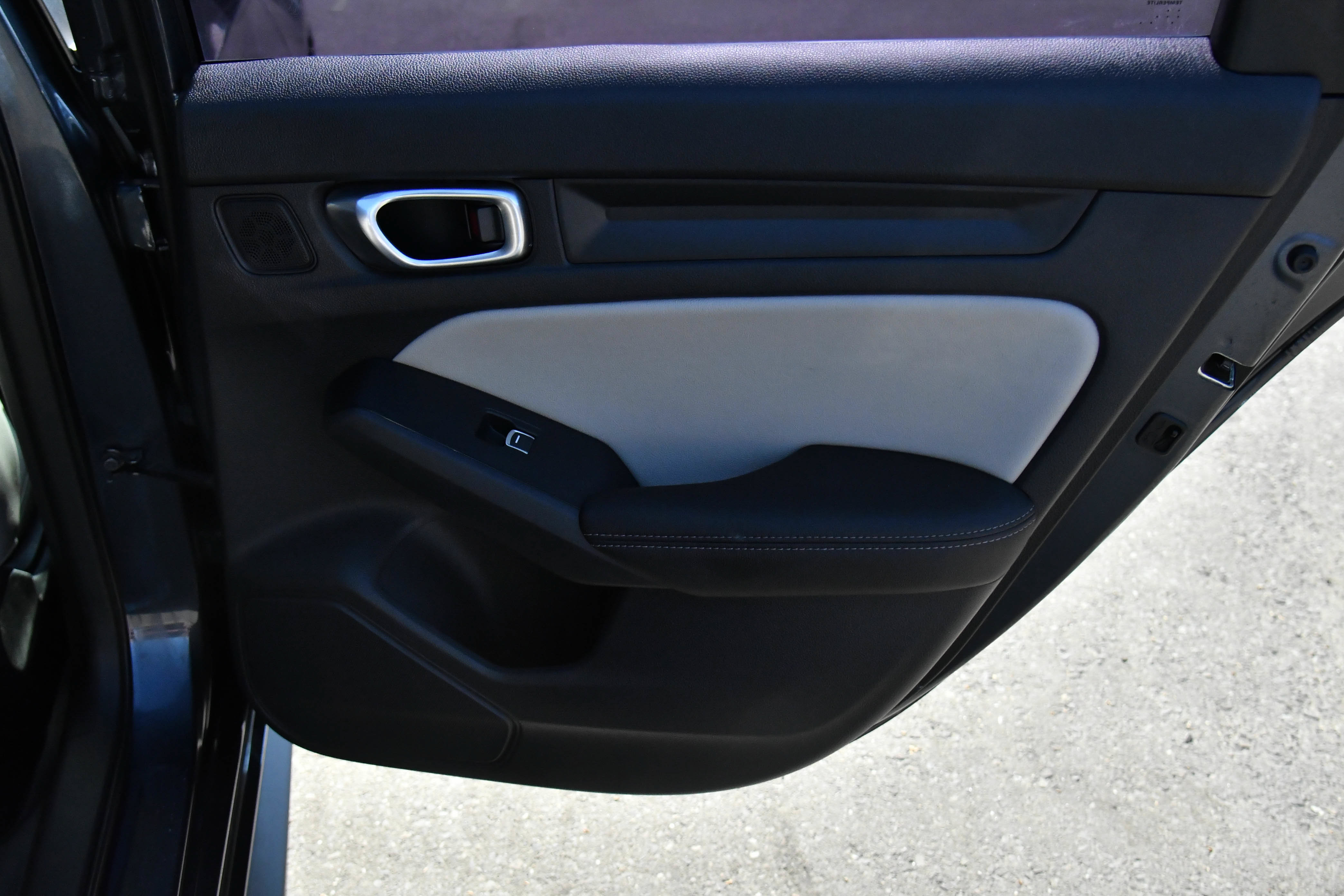 Used 2024 Honda Civic EX-L image 39
