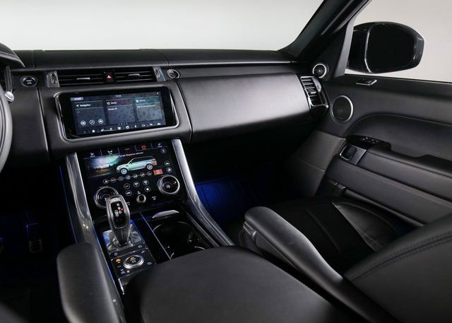 Used 2020 Land Rover Range Rover Sport HSE Dynamic image 16
