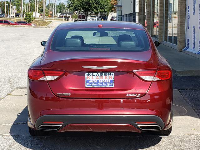 Used 2015 Chrysler 200 S w/ Comfort Group image 4