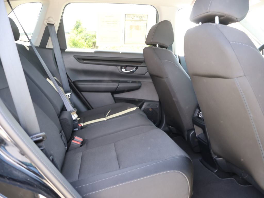 Used 2025 Honda CR-V LX image 12