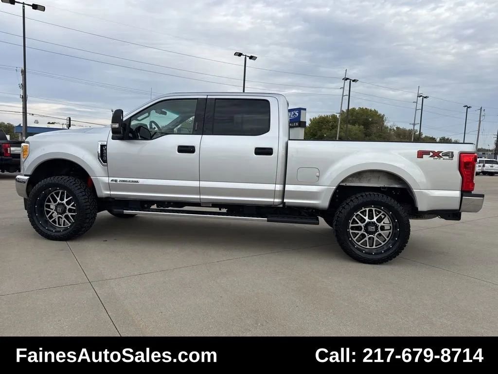 Used 2017 Ford F250 XLT w/ XLT Value Package image 11