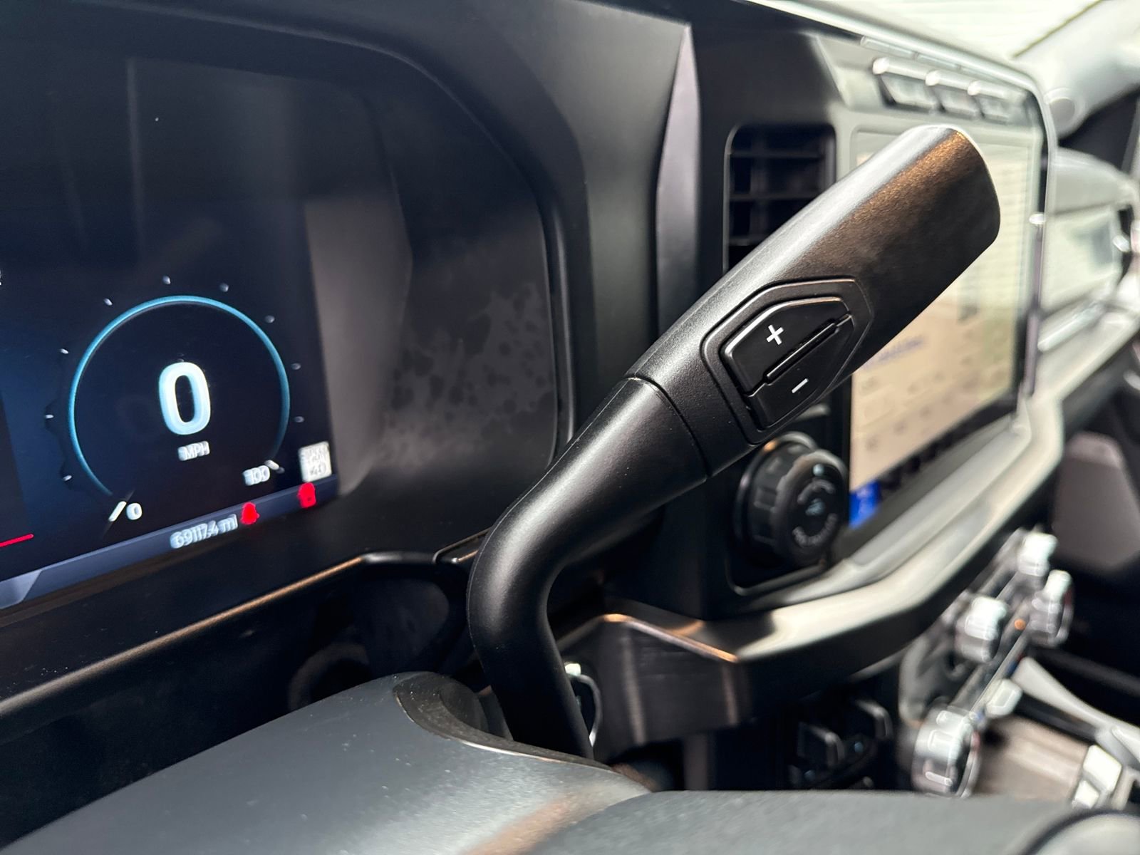 Certified 2023 Ford F250 Lariat w/ Lariat Ultimate Package image 24