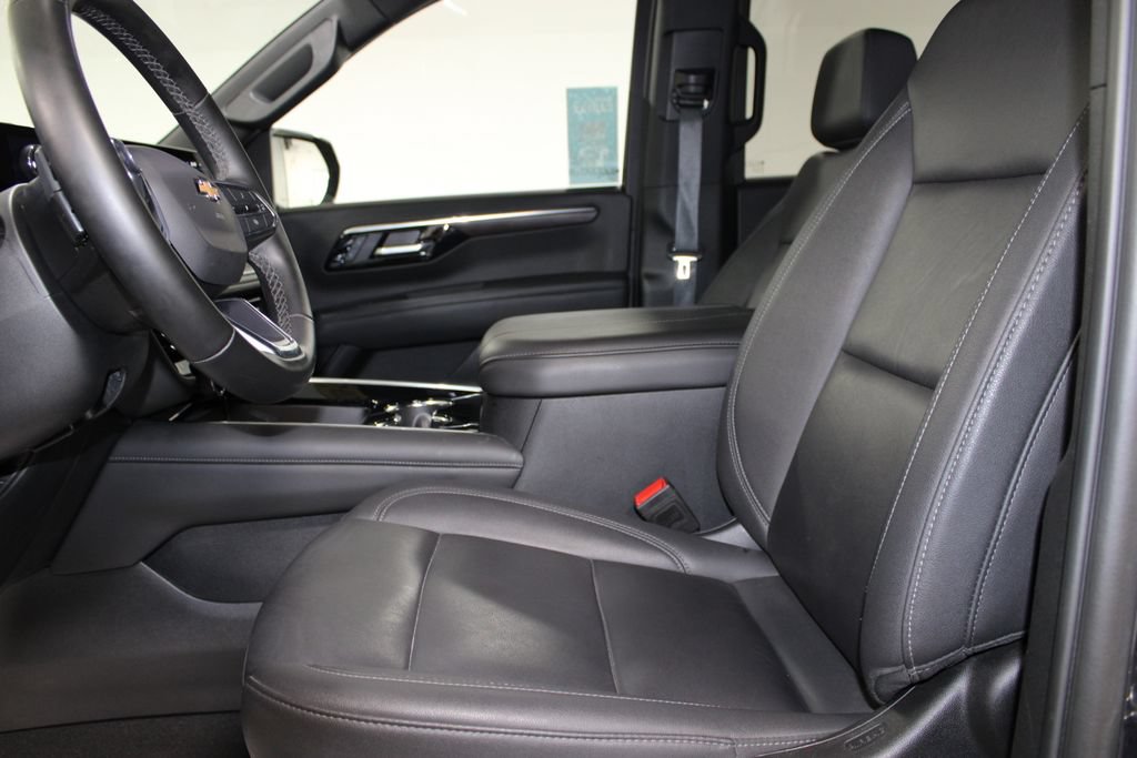 Used 2025 Chevrolet Tahoe LT AWD/4WD image 22